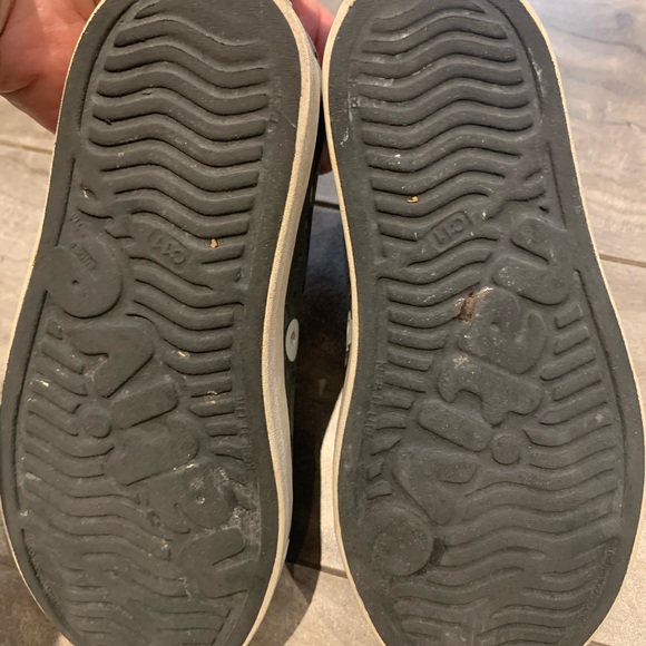 Well loved gender neutral size 11 natives - Picture 5 of 5